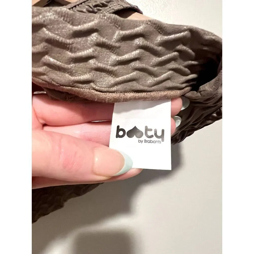 Booty By Brabants Original Sports Bra Top in Coco - Picture 6 of 7